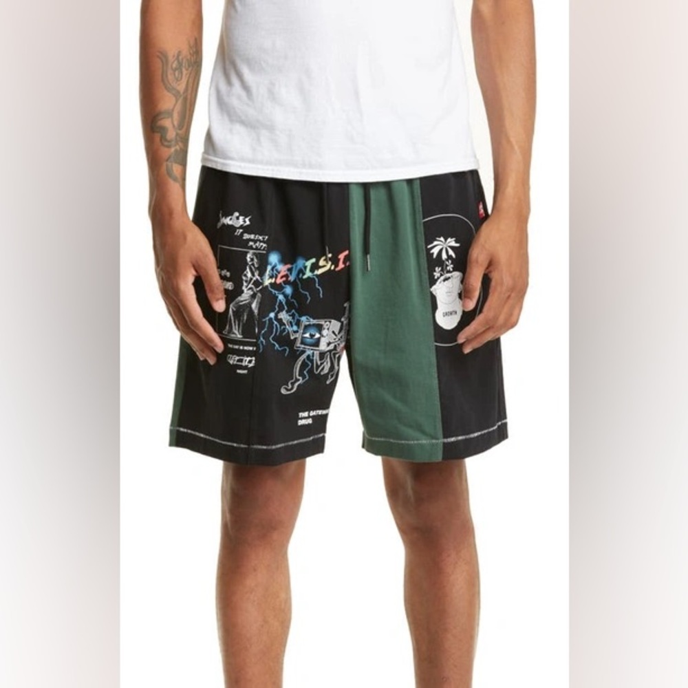 JUNGLES shorts